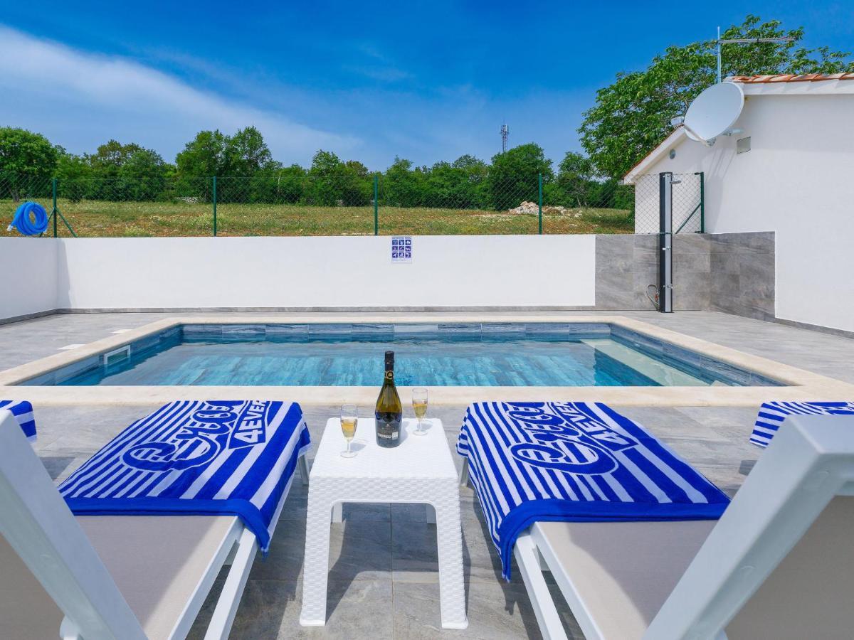 פלומין Holiday Home Casa Gverino By Interhome מראה חיצוני תמונה