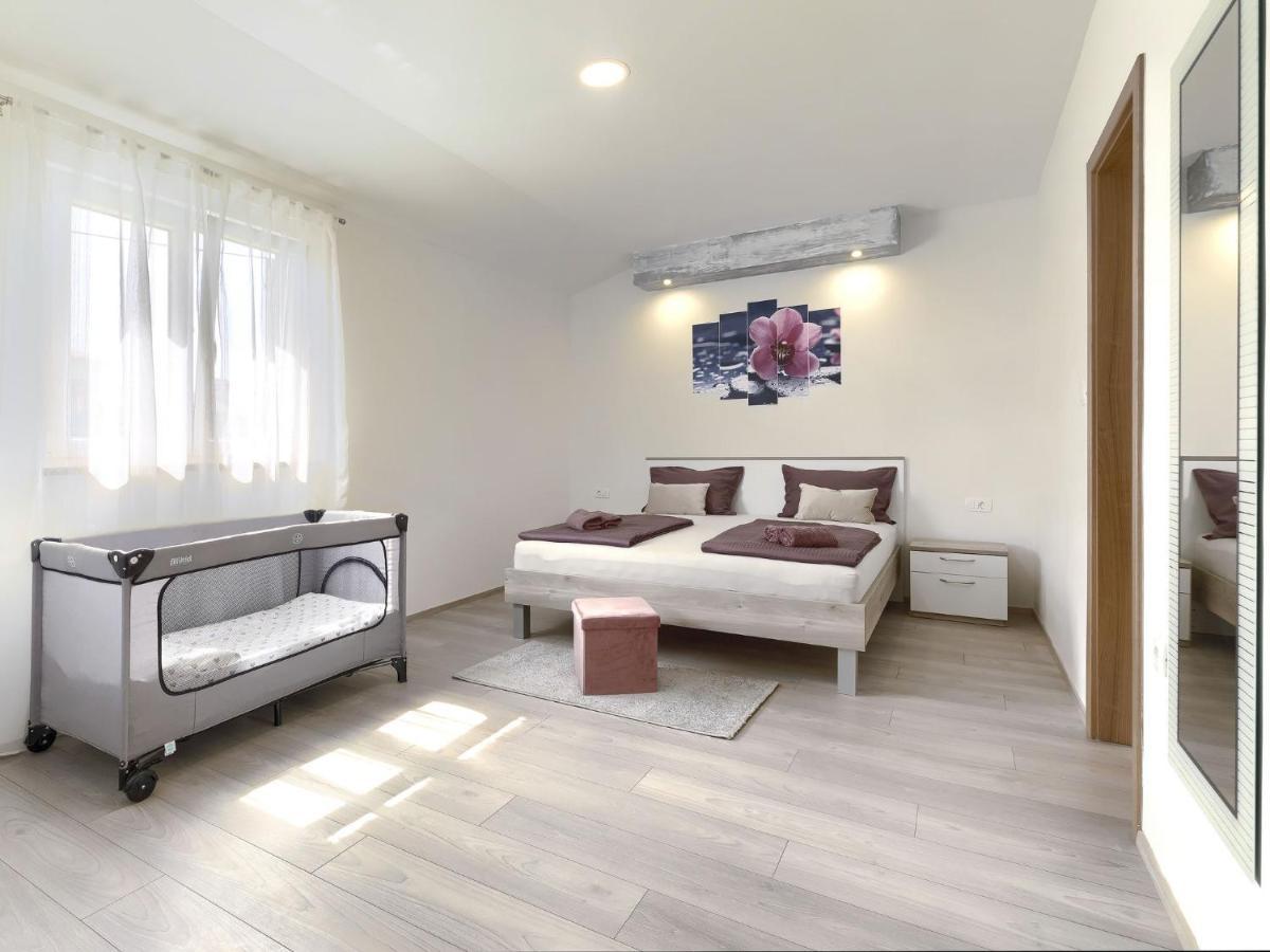 פלומין Holiday Home Casa Gverino By Interhome מראה חיצוני תמונה